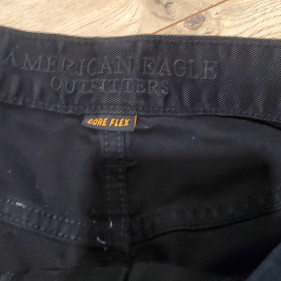 💥💥American Eagle Core Flex Distressed Shorts - Picture 5 of 6